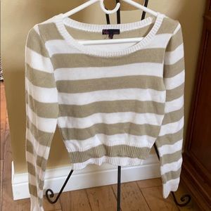 Crop sweater